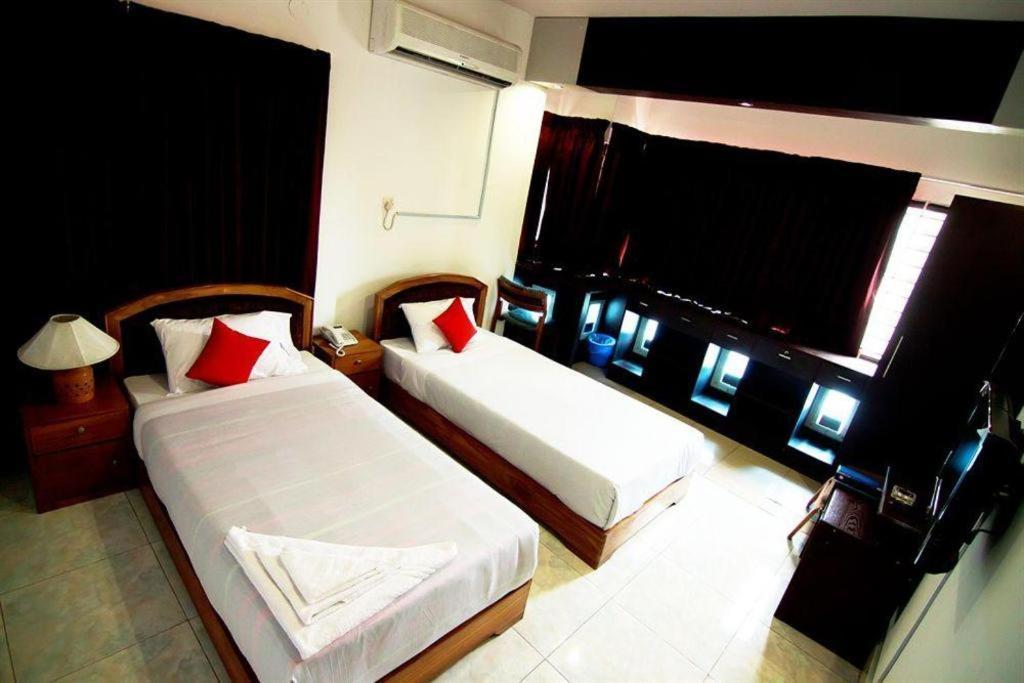 Hotel Tropical Daisy Dháka Exteriér fotografie
