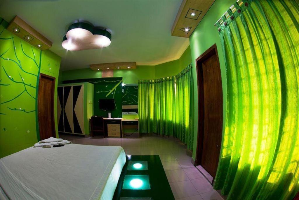 Hotel Tropical Daisy Dháka Exteriér fotografie